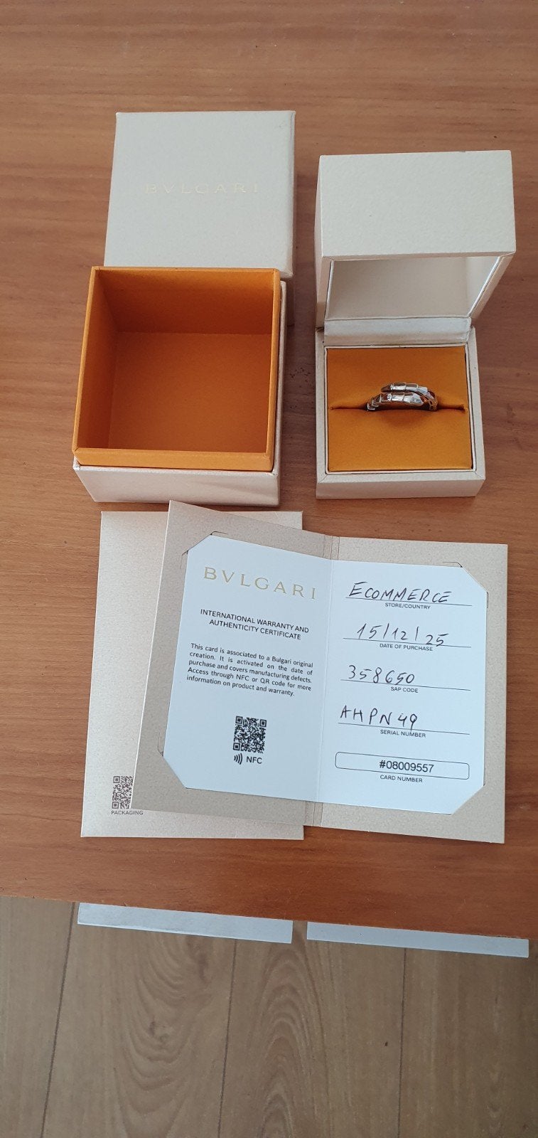 Bulgari witgouden ring Serpenti, Wit, Ophalen of Verzenden, Zo goed als nieuw, 17 tot 18