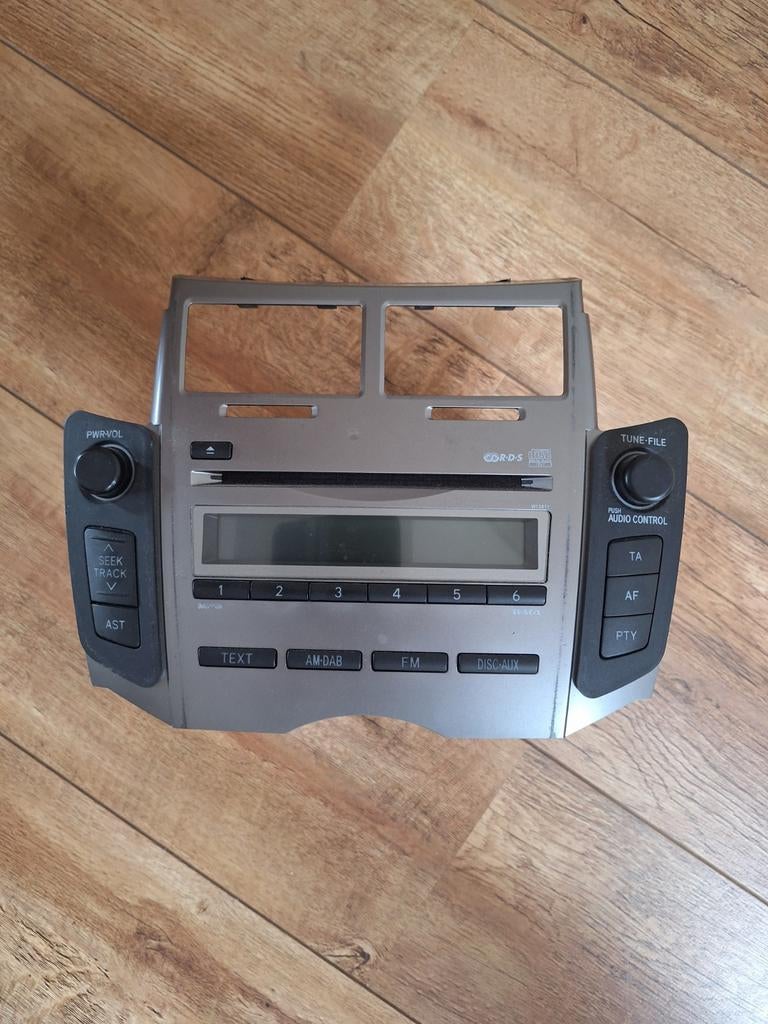 Radio voor Toyota Yaris 2011, Auto diversen, Autoradio's, Ophalen of Verzenden