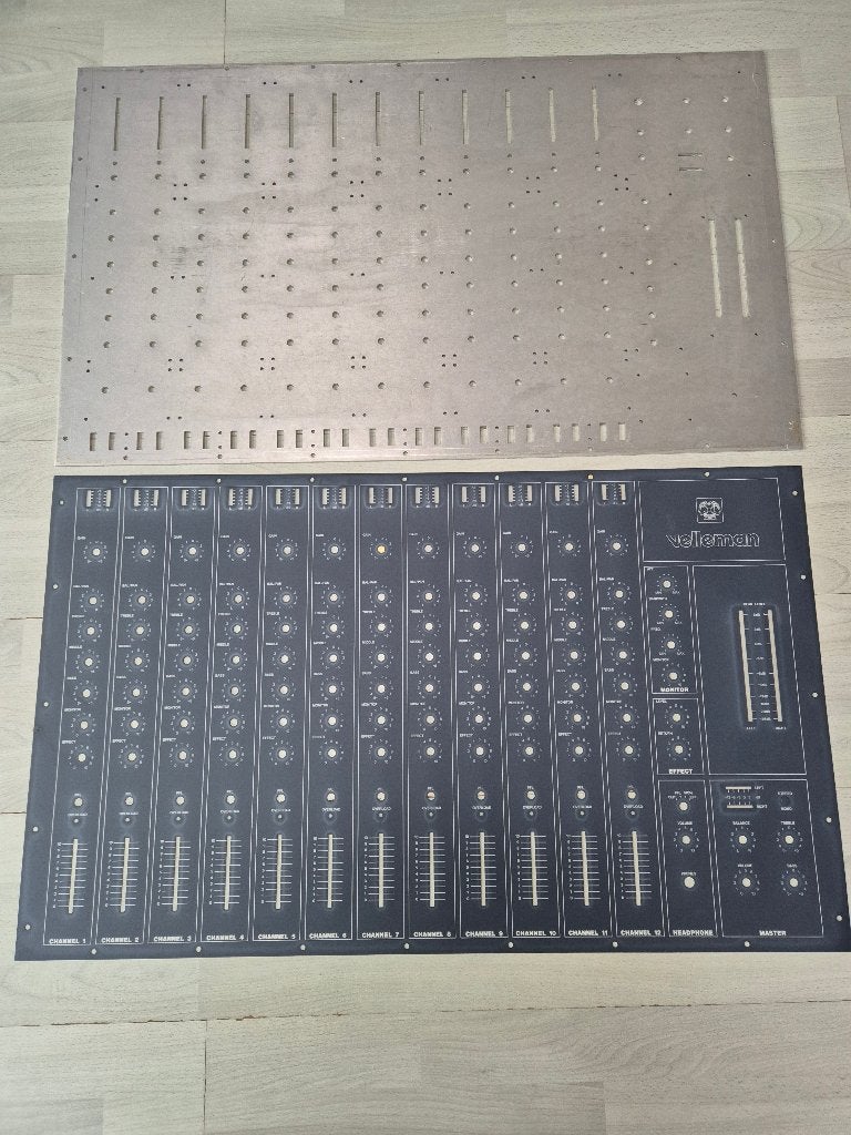 Zelfbouw frontpaneel voor 12 kan. mengpaneel, Muziek en Instrumenten, Ophalen of Verzenden, Nieuw, 10 tot 20 kanalen