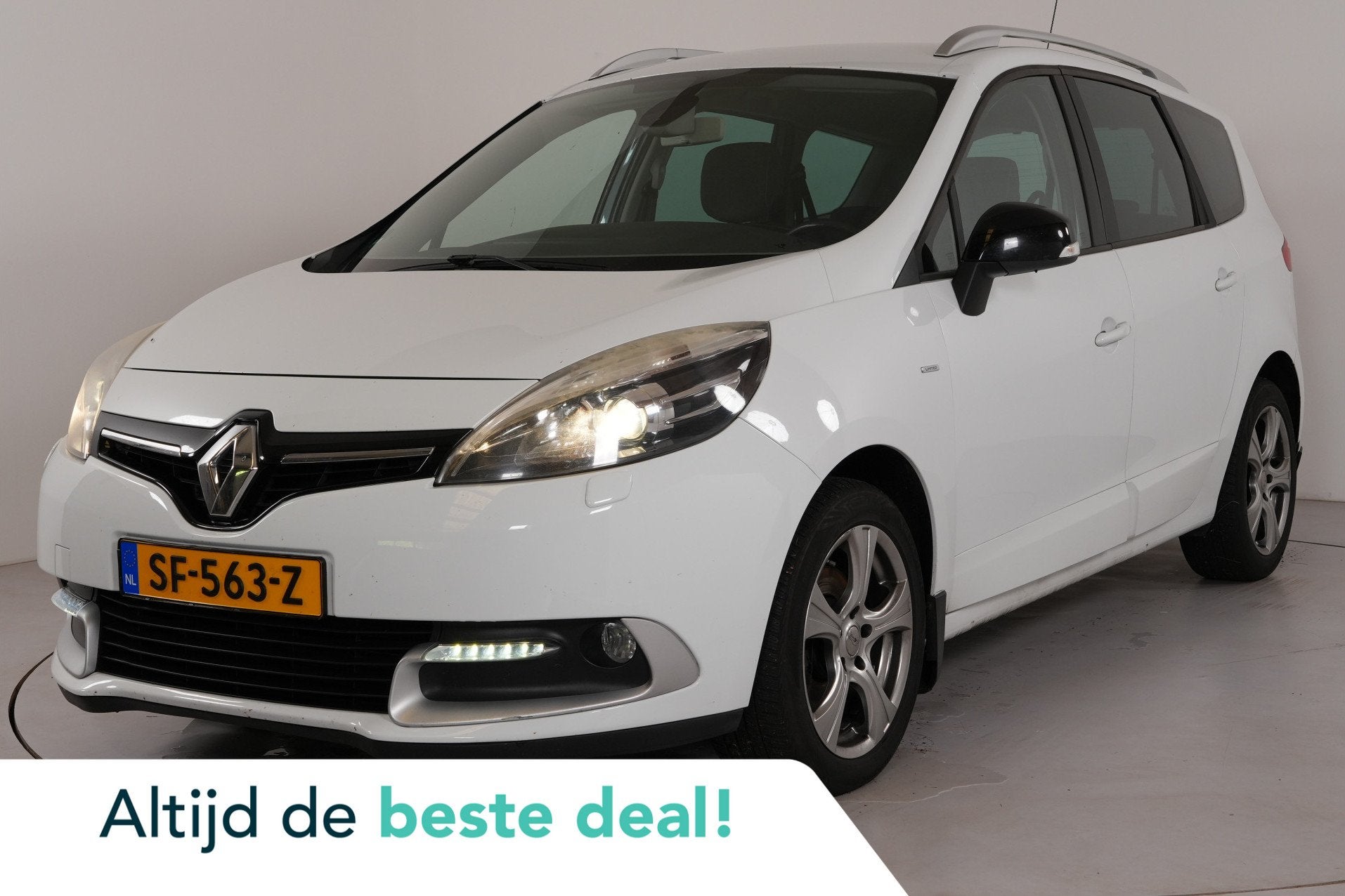 Renault Grand Scénic 1.5 dCi Bose | Trekhaak | Stl. verw. |, Auto's, Euro 5, Stof, Gebruikt, 4 cilinders