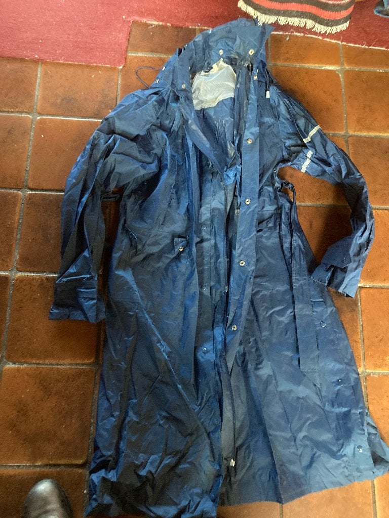 Blauwe regenjas, Caravans en Kamperen, Ophalen, Gebruikt, Regenjas, Dames