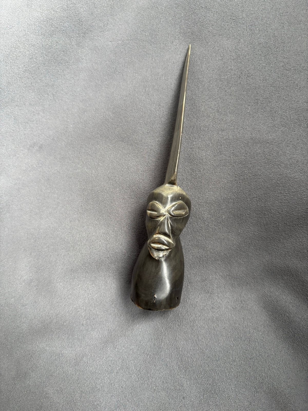 Afrikaans briefopener met gebeeldhouwd gezicht, Antiek en Kunst, Natuurlijk materiaal, Afrika, Overige typen, Gesneden