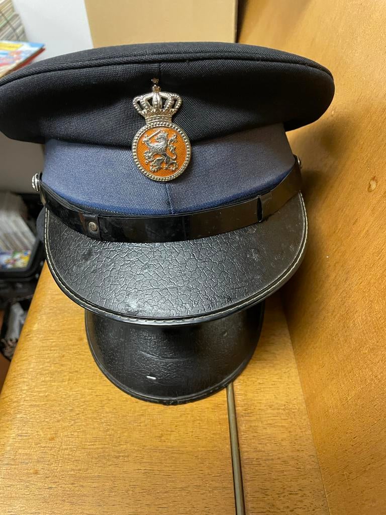 Marechaussee pet Maat 55 - Carl Isken, Verzamelen, Militaria | Algemeen, Ophalen of Verzenden, Marechaussee, Nederland, Helm of Baret