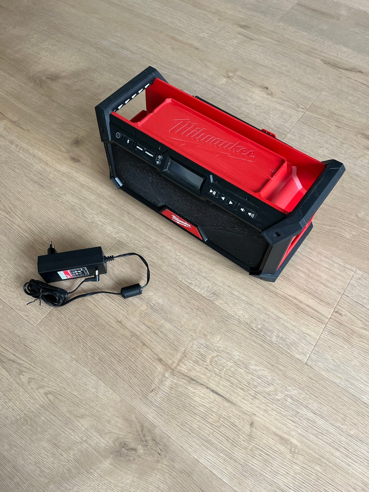 Milwaukee M18 RADDAB+G2-0 18V Li-ion Accu JOBSITE Bouwradio, Ophalen of Verzenden, Nieuw, Bouwradio