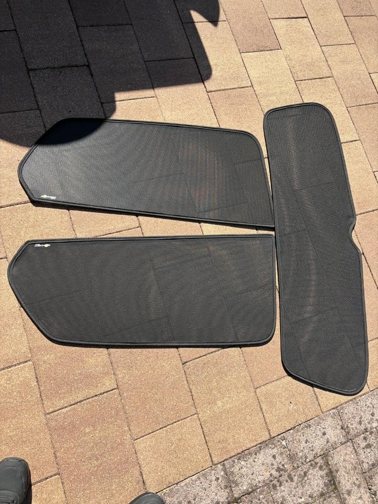 Sonniboy zonwering set voor VW Golf 8, Auto diversen, Ophalen of Verzenden, Zo goed als nieuw