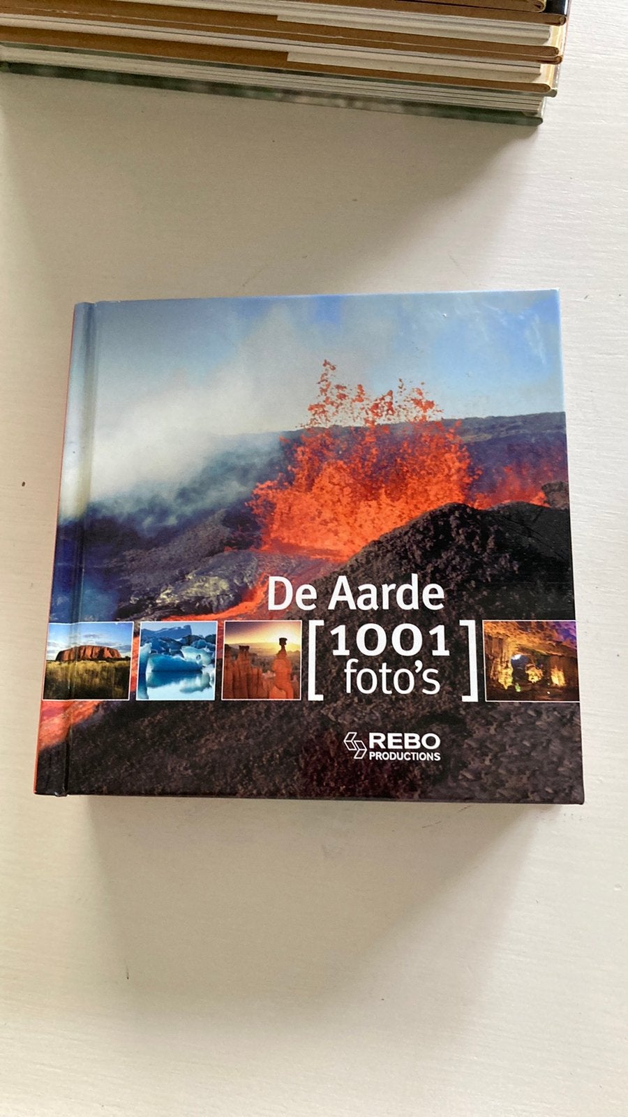 van de serie 1001 foto's De Aarde boerderijdieren, Ophalen of Verzenden, Zo goed als nieuw, Natuur algemeen