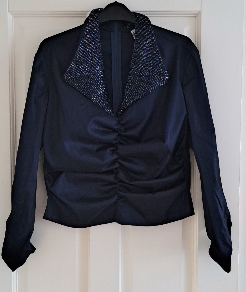 Joseph Ribkoff feestelijke top blauw + kralen kraag L 43879