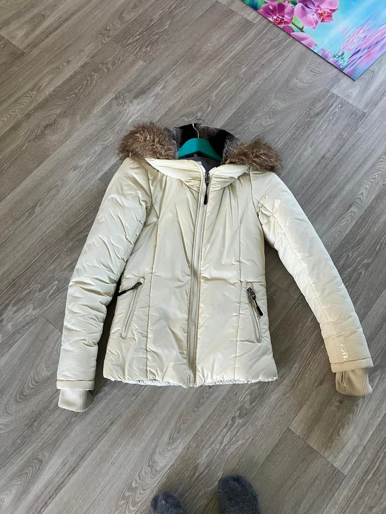 Bench winterjas creme xs, Ophalen of Verzenden, Gedragen, Maat 34 (XS) of kleiner, Beige