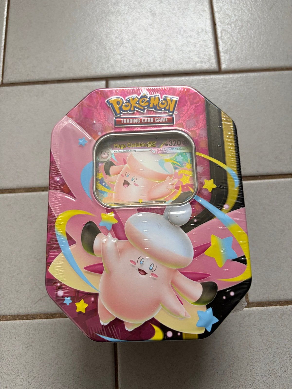 Pokémon TCG Mega Clefairy EX Tin - Nieuw in verpakking, Ophalen of Verzenden, Nieuw, Overige typen