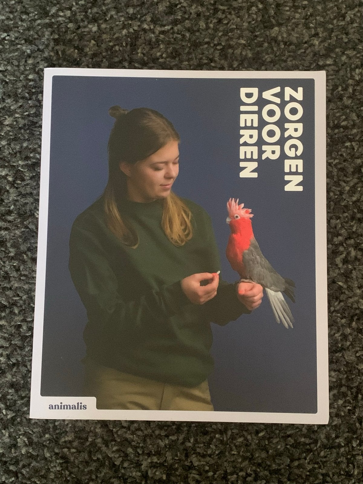 Zorgen voor Dieren - MBO Dierverzorging (Naslagwerk), Ophalen, Zo goed als nieuw, MBO