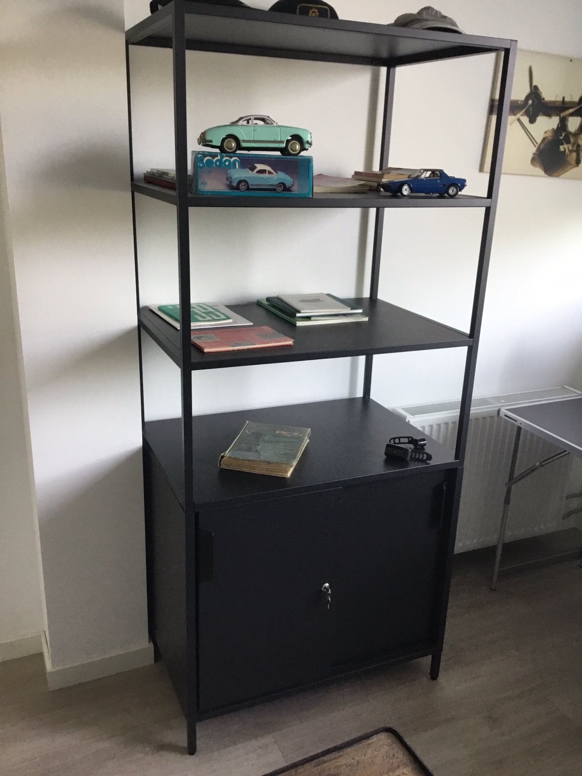 Stalen Ikea kast, Ophalen, Met deur(en), Zwart, 50 tot 100 cm