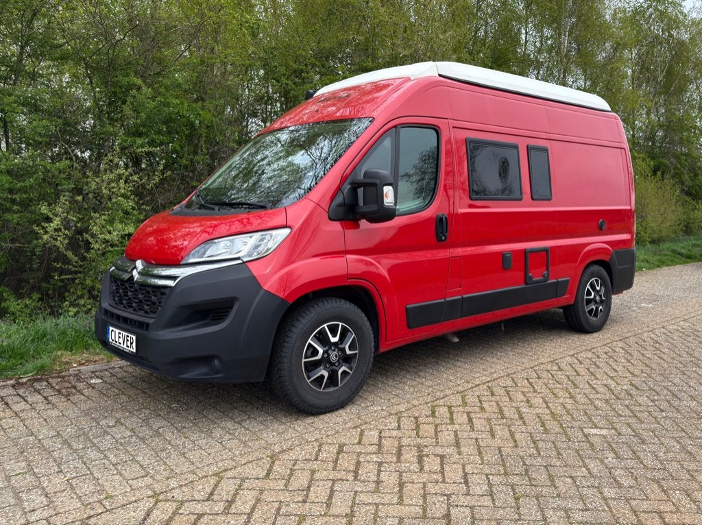 Clever Tour 540 5-2022 hefdak 4 vaste bedden full options, Buscamper of Camperbus, Ringverwarming, Pössl, Treinzit