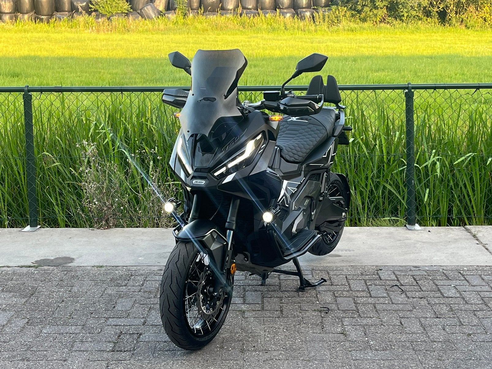 Honda X-ADV 750 | A2 | 2022 | Akrapovic | Vol opties, 750 cc, Cco@honda-eu.com, Bedrijf, Meer dan 35 kW