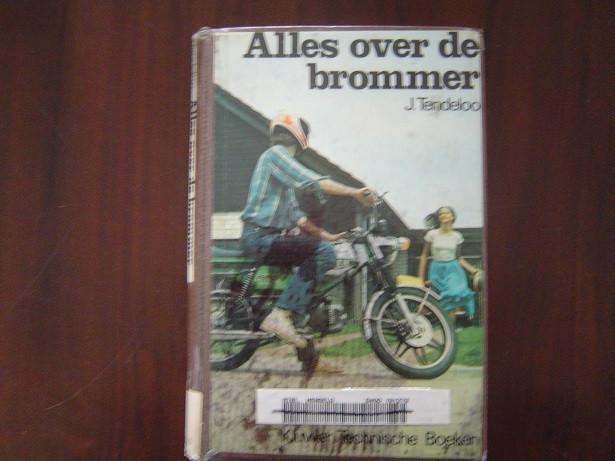 alles over de brommer J.Tendeloo uitgave van 1980, Fietsen en Brommers, Ophalen of Verzenden, Gebruikt
