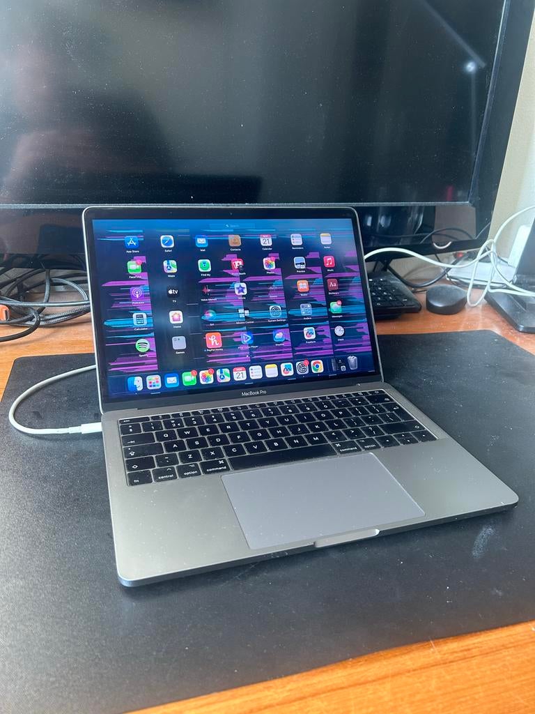 Apple MacBook Pro 2017 128GB, Computers en Software, Apple Macbooks, MacBook Pro, Gebruikt, 2 tot 3 Ghz, Qwerty