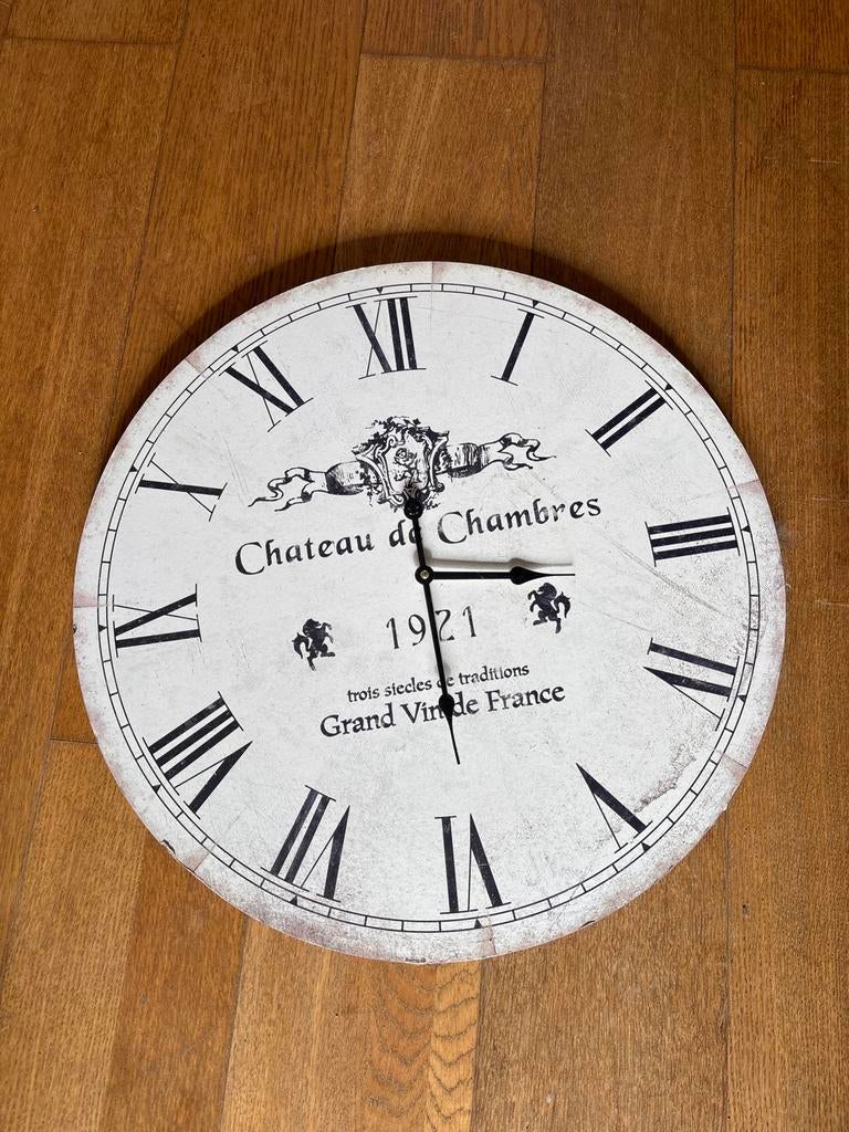 Vintage Wandklok Chateau de Chambres, Huis en Inrichting, Woonaccessoires | Klokken, Ophalen of Verzenden, Analoog, Wandklok