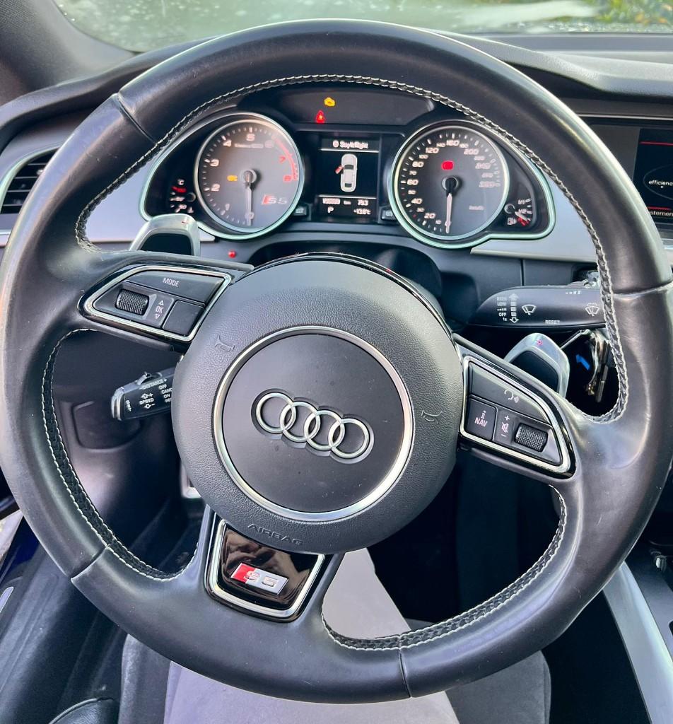 Origineel Audi S5 stuur met verlichte flippers en airbag, Ophalen of Verzenden, Gebruikt, Audi