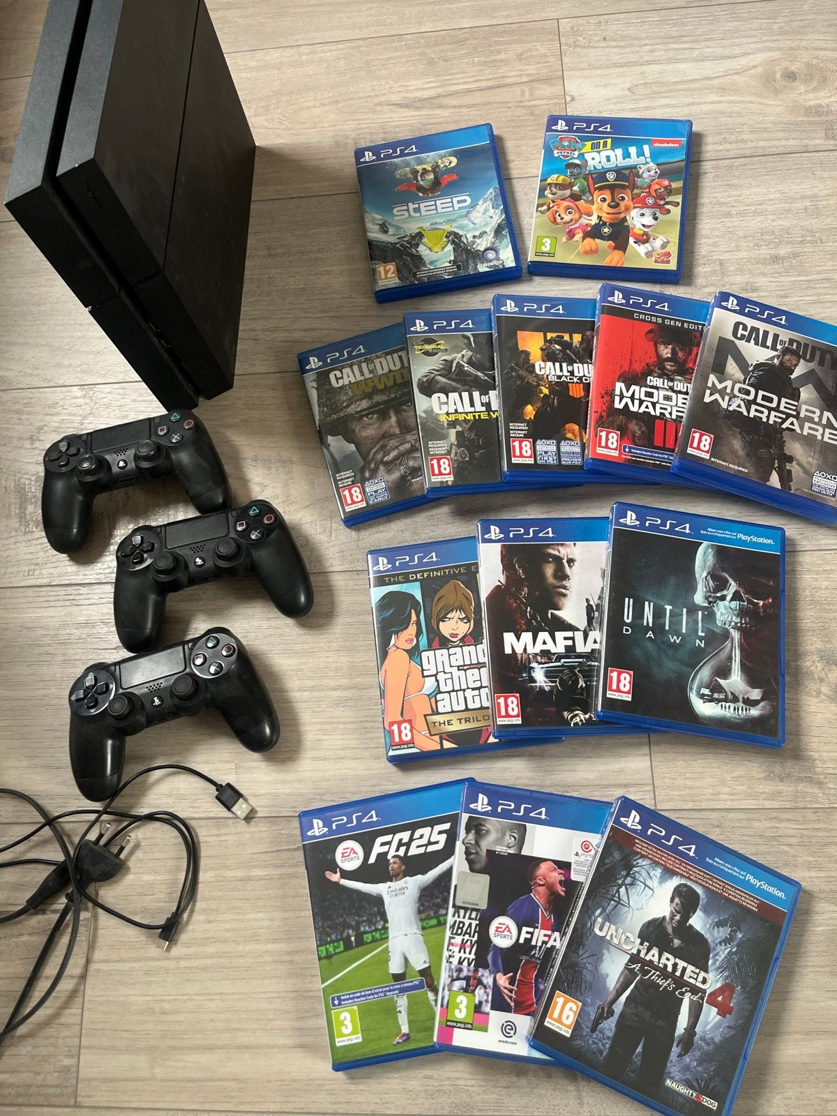 PS4 met 3 controllers en 13 games, Spelcomputers en Games, Spelcomputers | Sony PlayStation 4, Ophalen, Original, Met 3 controllers of meer