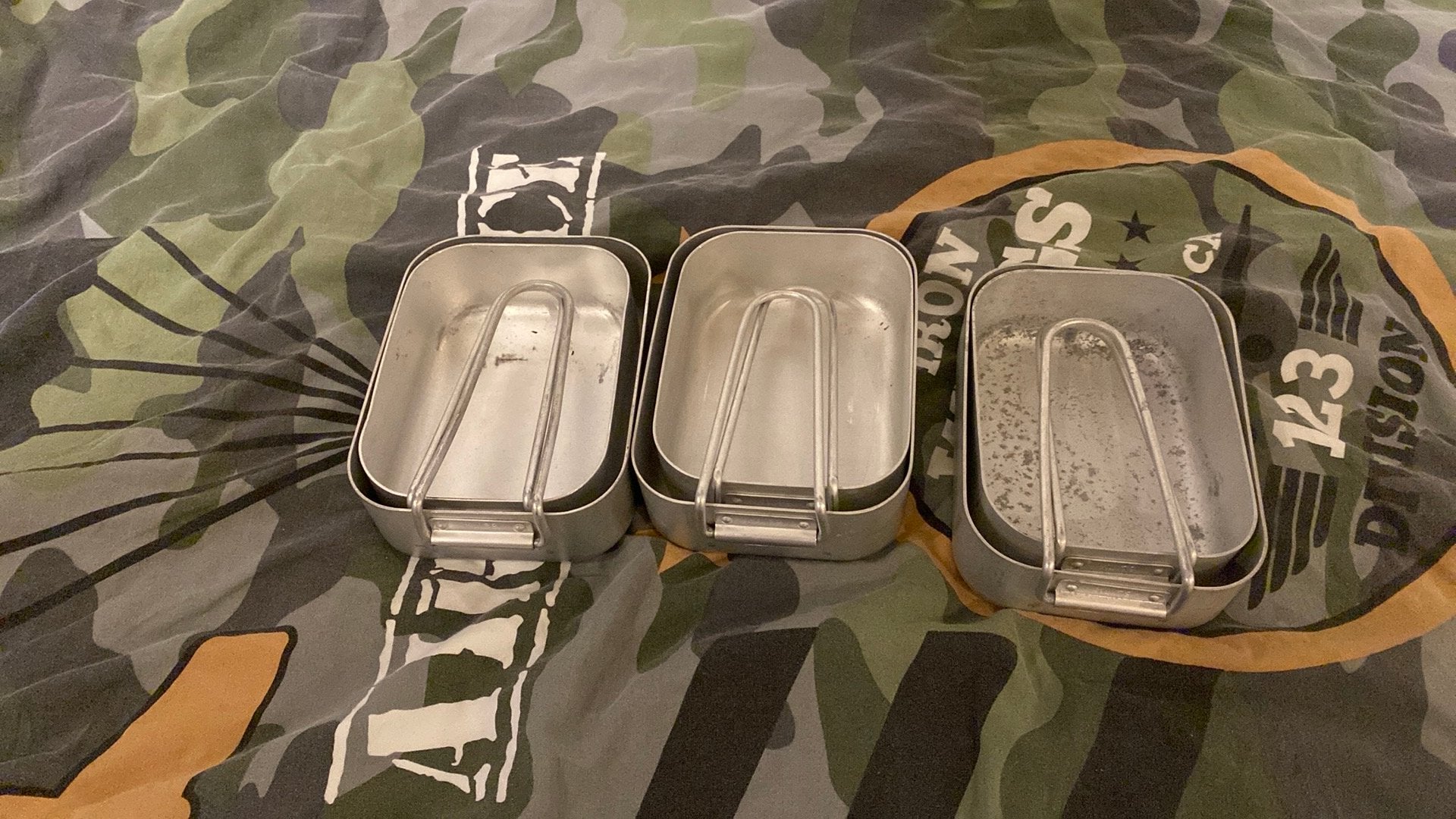 3 Mess tins 2x 1989 & 1x 1979, Ophalen of Verzenden, Landmacht, Overige typen