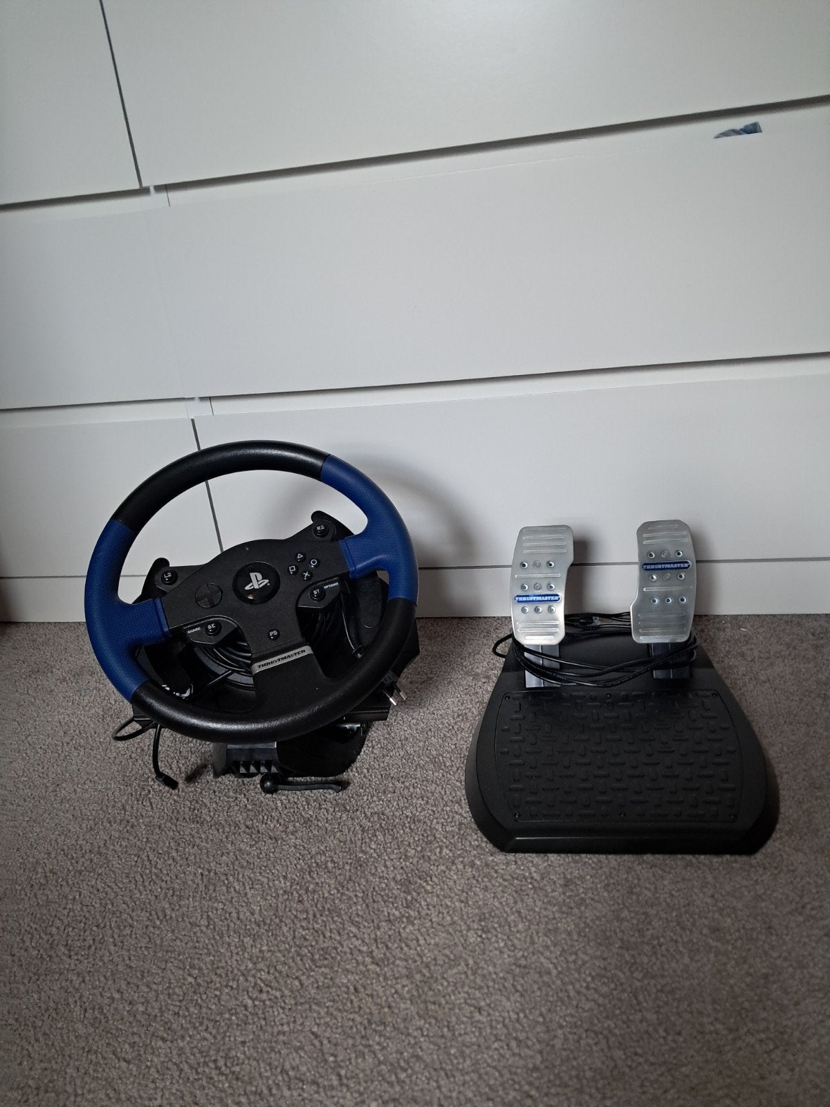 Thrustmaster T150 racestuur en pedalen, Ophalen, Racestuur, Gebruikt, Force feedback