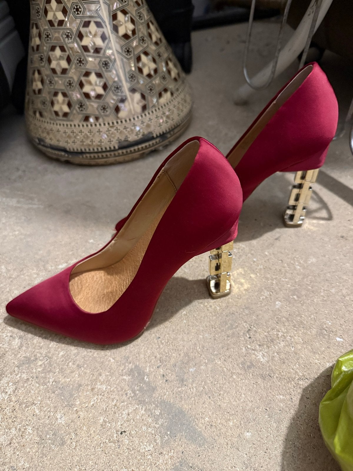 Katy Perry pumps - Maat 37, Ophalen of Verzenden, Gedragen, Rood, Pumps
