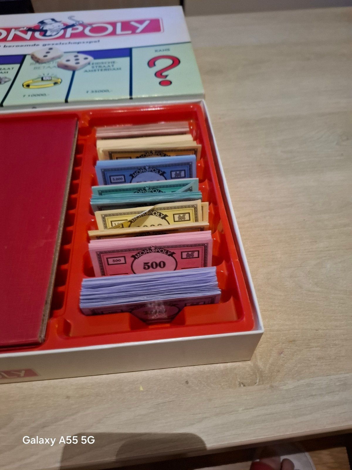 Monopoly Bordspel - Het beroemde gezelschapsspel, Gebruikt, Vijf spelers of meer, Parker Brothers, Consumercare@hasbro.co.uk