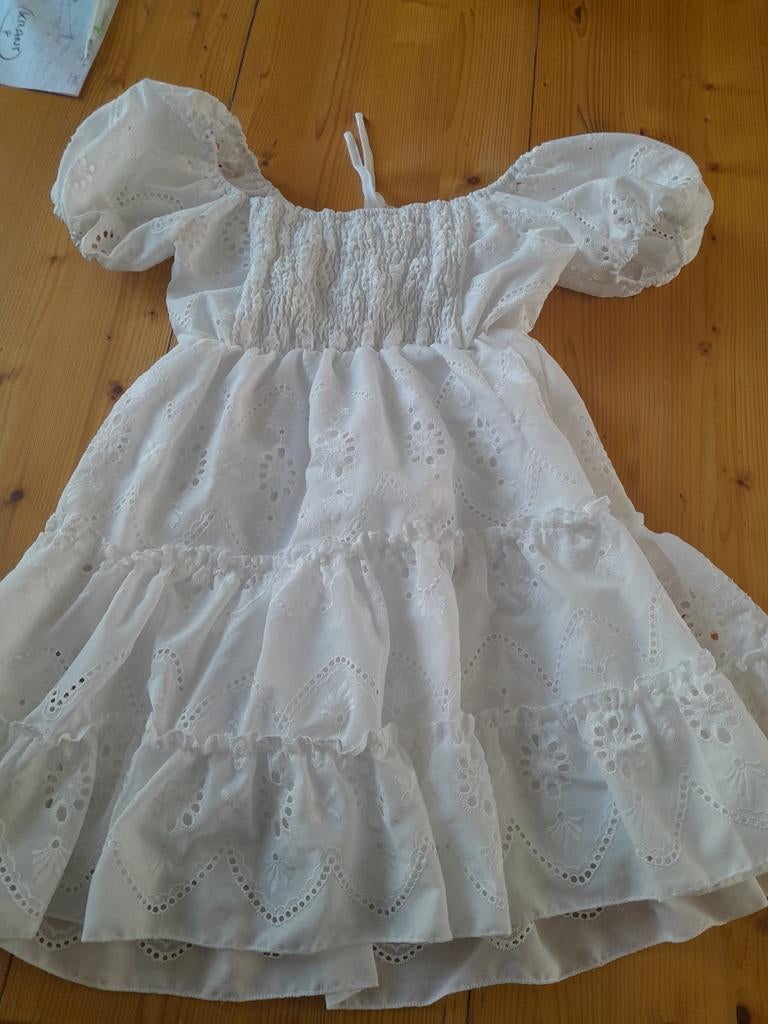 Jurk broderie maat S ook leuk voor communie NIEUW, Kleding | Dames, Ophalen of Verzenden, Nieuw, Onder de knie