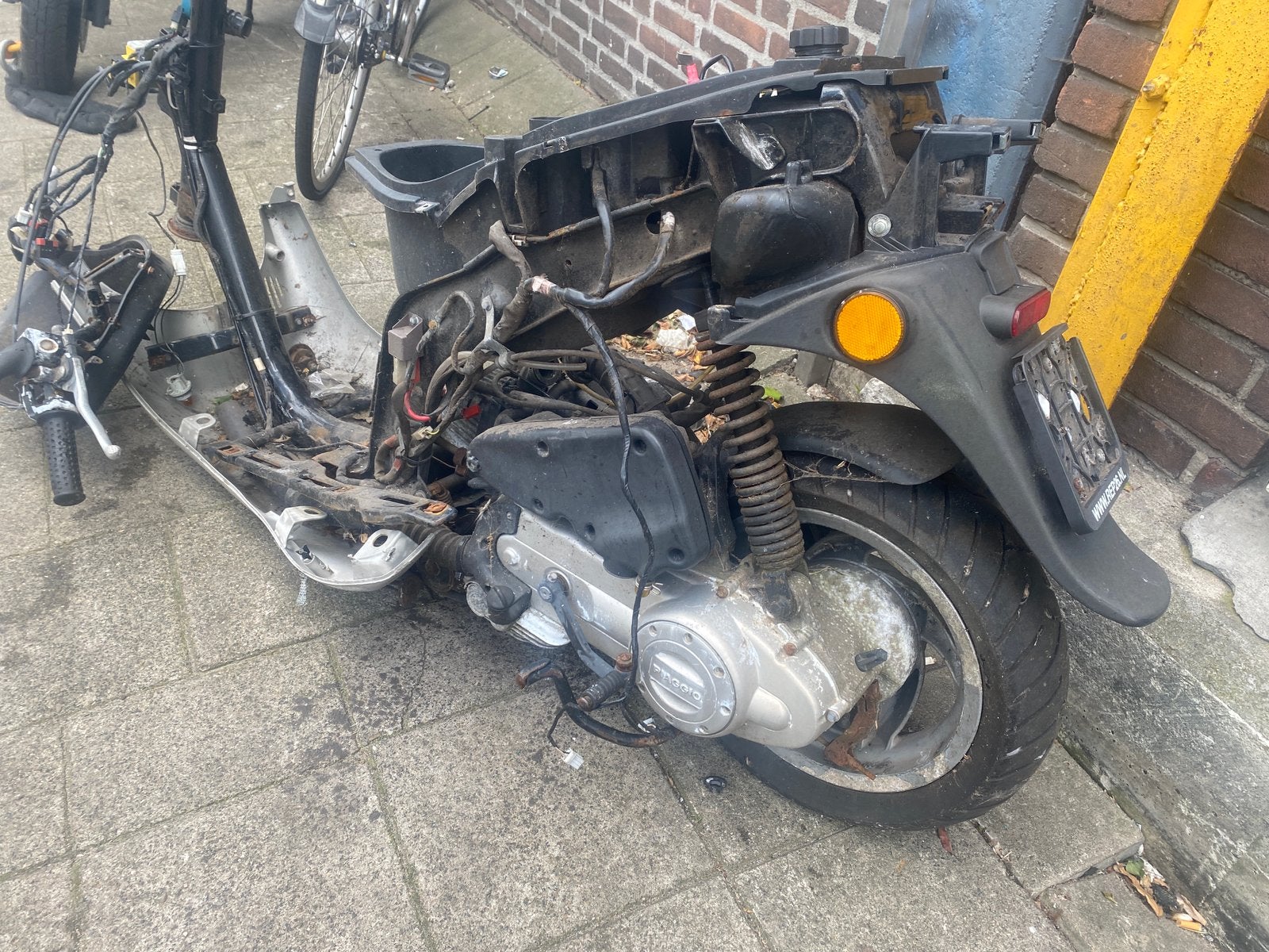 Piaggio Fly 2009 frame+blok zonder 123, Ophalen, Gebruikt, Benzine, Fly