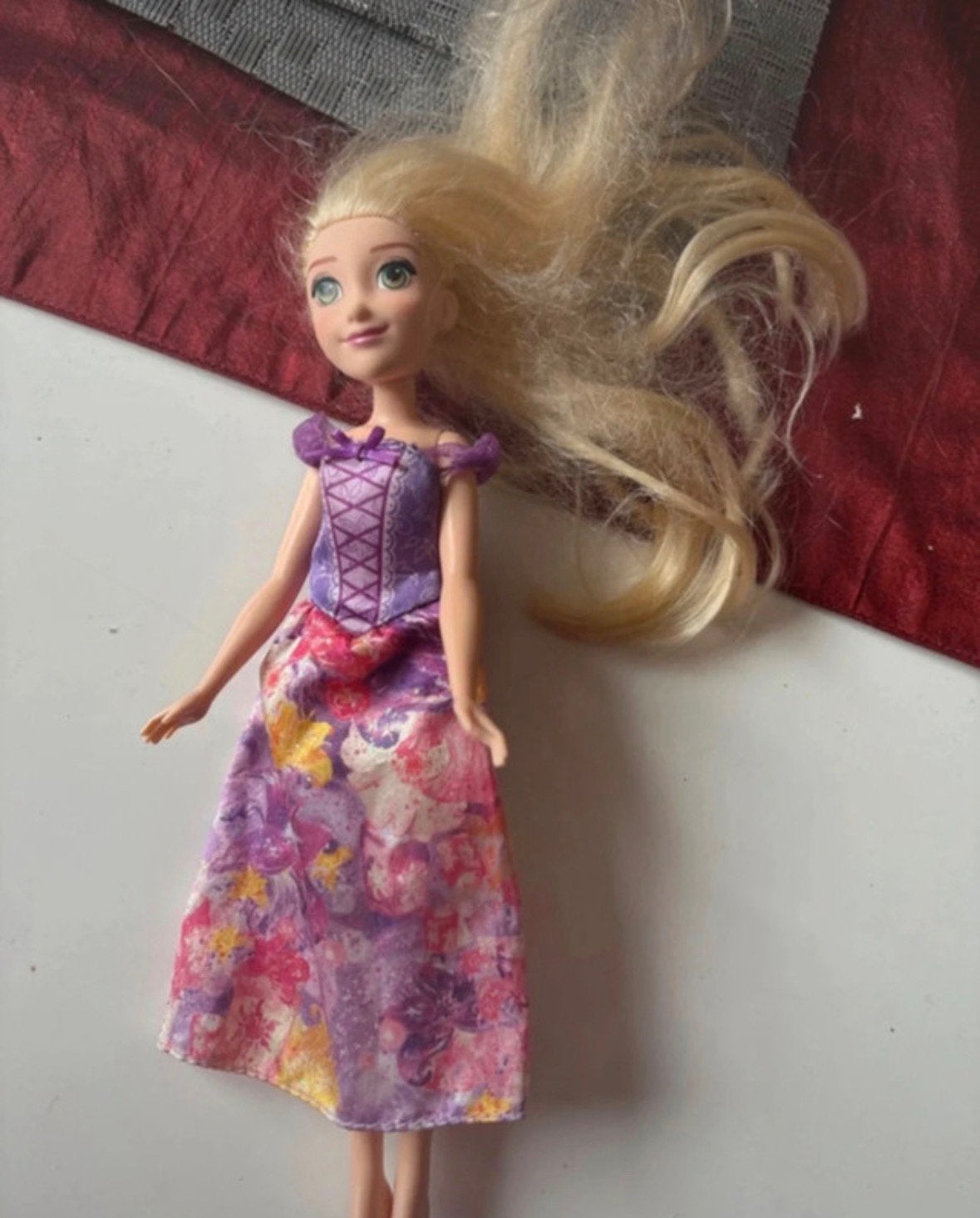Disney Rapunzel pop met lang blond haar, Ophalen of Verzenden, Gebruikt, Overige typen