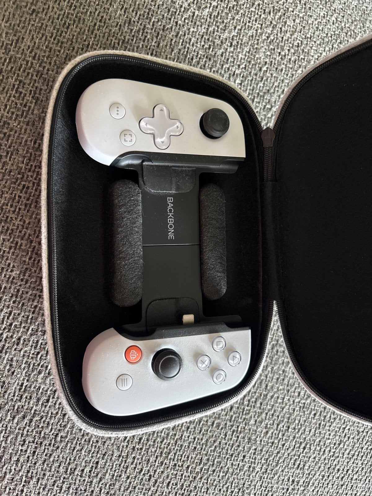 Backbone One PlayStation Edition (Lightning), PlayStation 4, Ophalen of Verzenden, Zo goed als nieuw, Controller