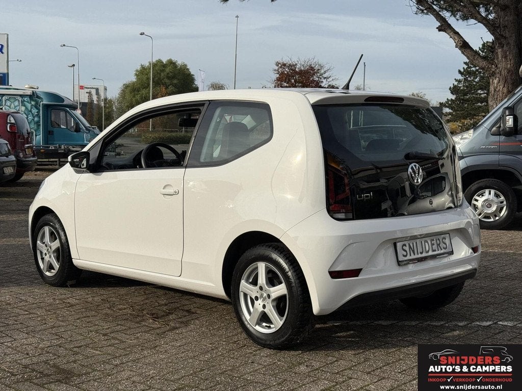 Volkswagen Up! in prima staat 6 maanden garantie, Voorwielaandrijving, Stof, Gebruikt, Start-stop-systeem