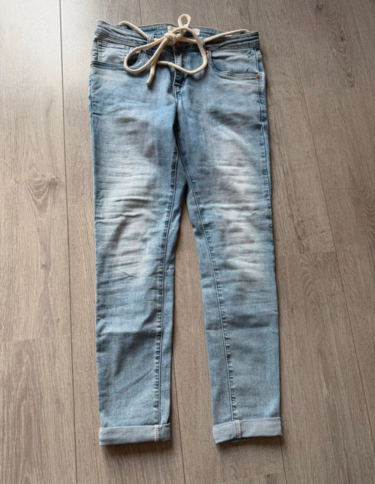 Circle of trust jeans 28 nieuw, Ophalen of Verzenden, Zo goed als nieuw, Blauw, W28 - W29 (confectie 36)