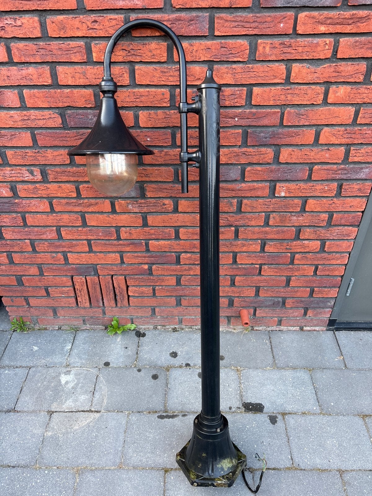 Zwarte buitenlamp op paal, Overige merken, Gebruikt, Zwart, E27 (groot)