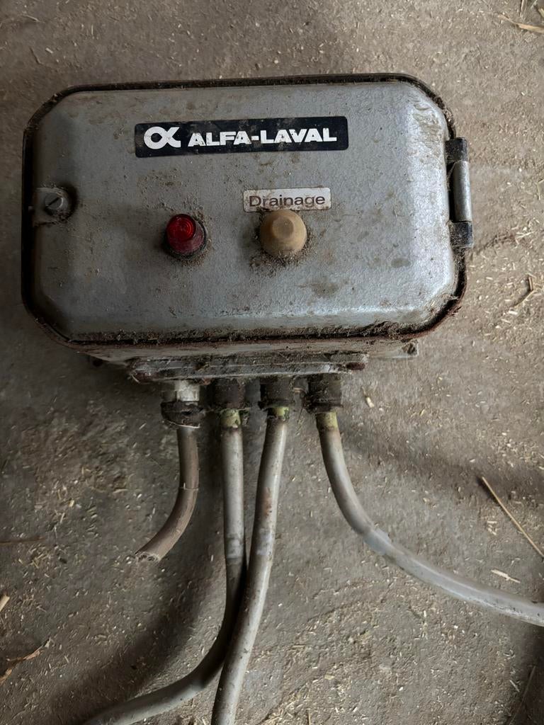 Alfa Laval besturingskast melkpompmelkglas, Ophalen, Gebruikt