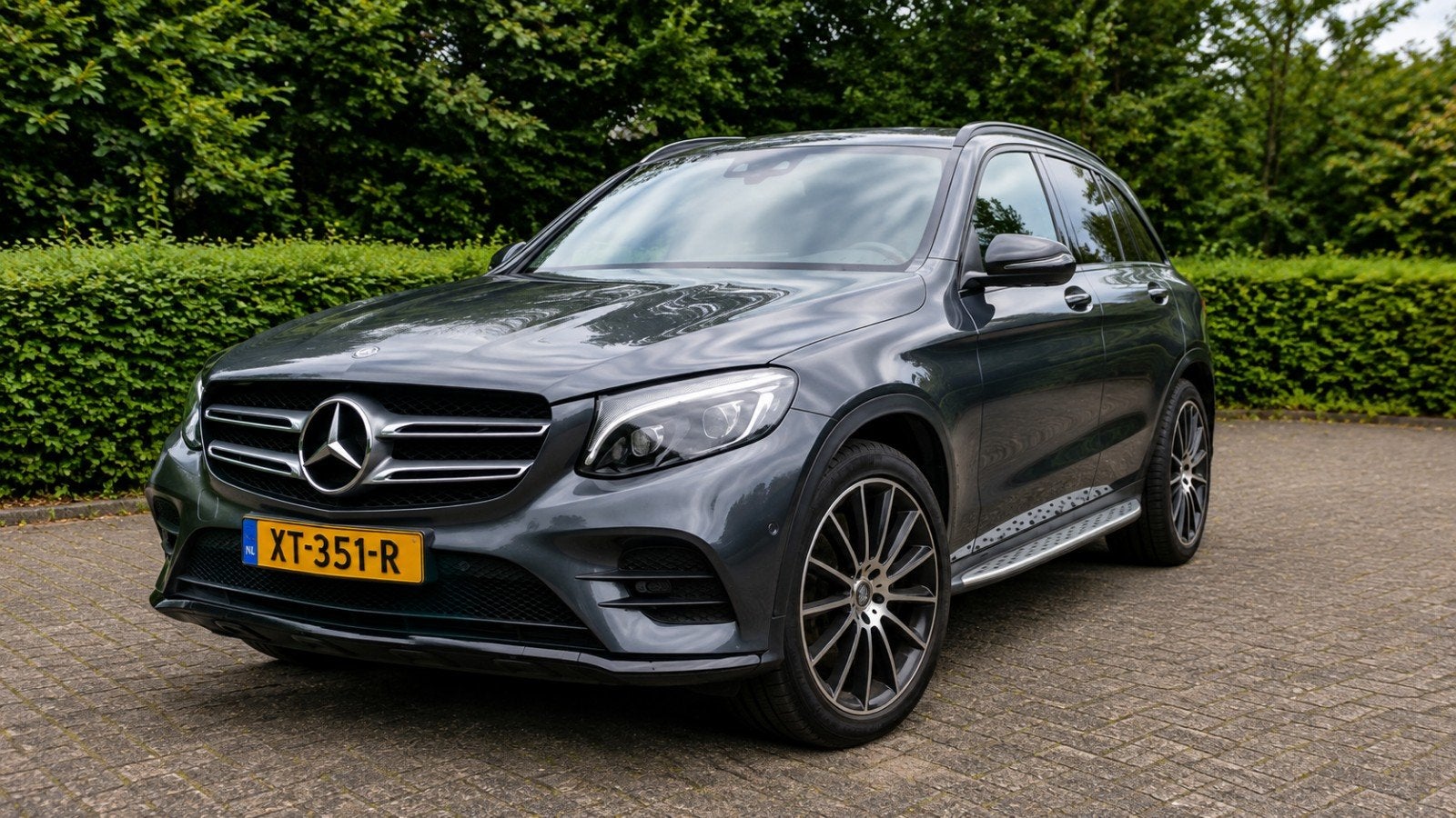 Mercedes-Benz GLC 250 4MATIC, Automaat, Zwart, 4 cilinders, Leder en Stof