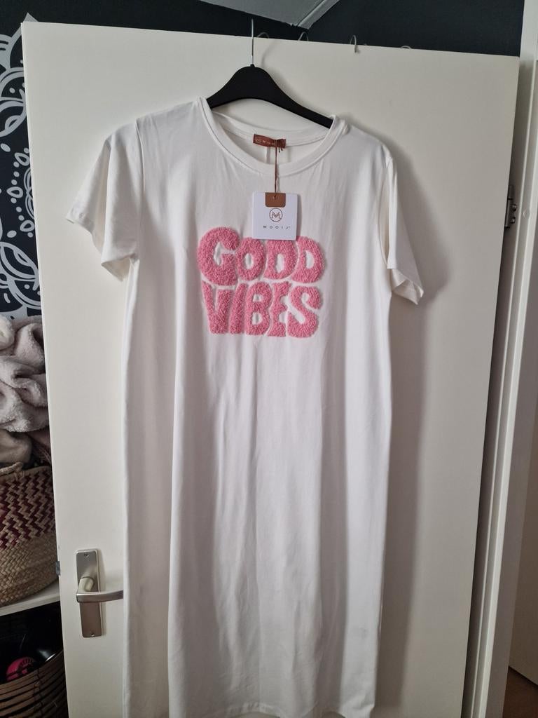 Mooij jurkje wit met roze 'Good Vibes' - Nieuw met kaartje, Mooij, Wit, Maat 42/44 (L), Nieuw