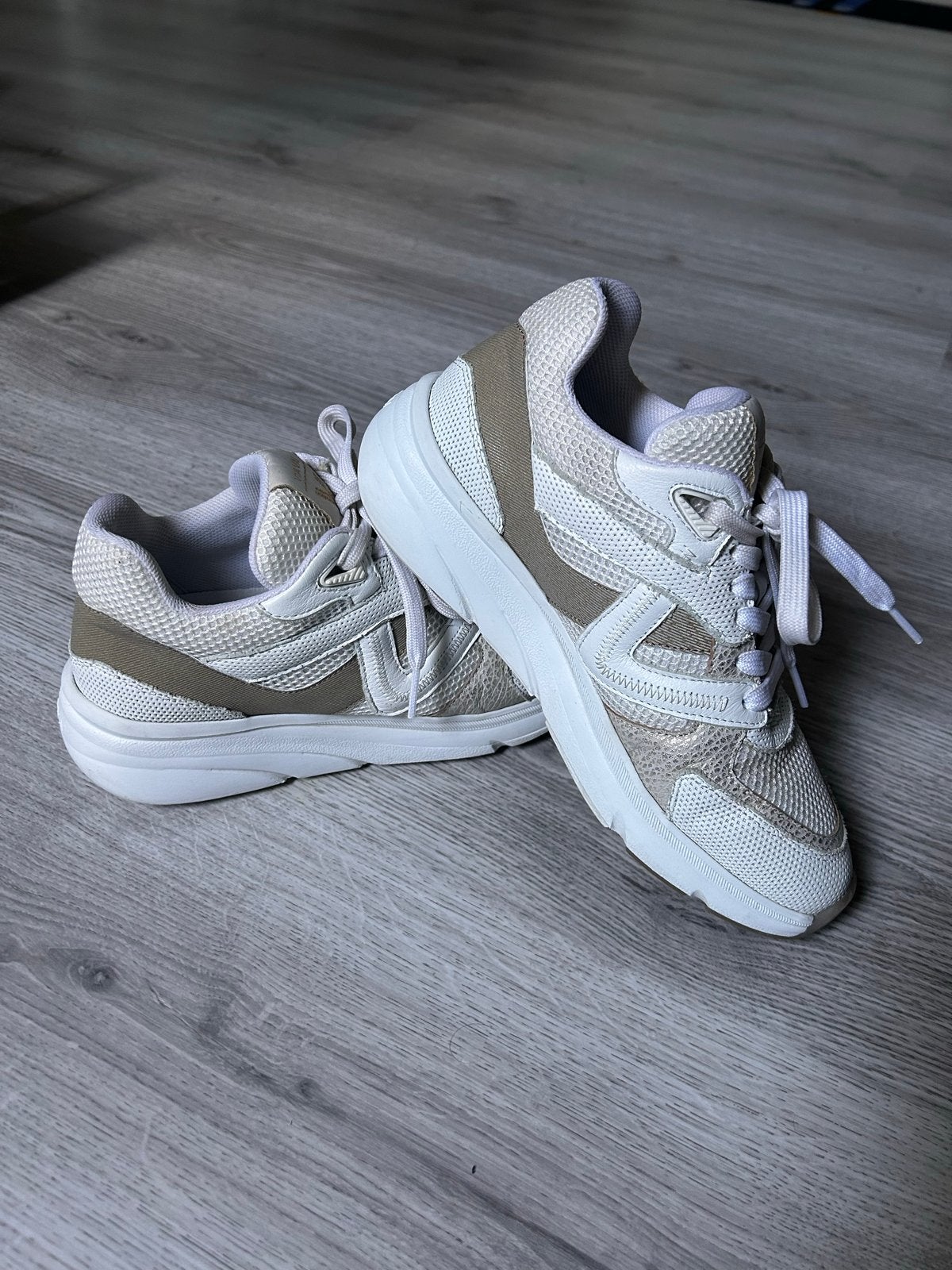 Via Vai sneakers beige wit maat 37 leer, Beige, Ophalen of Verzenden, Sneakers of Gympen, Zo goed als nieuw