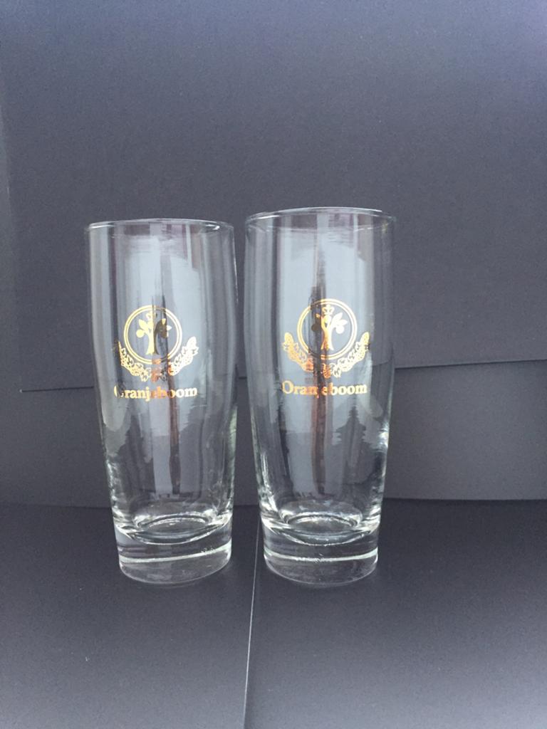 Vintage Oranjeboom bierglazen met gave goudopdruk, Verzamelen, Ophalen of Verzenden, Zo goed als nieuw, Bierglas