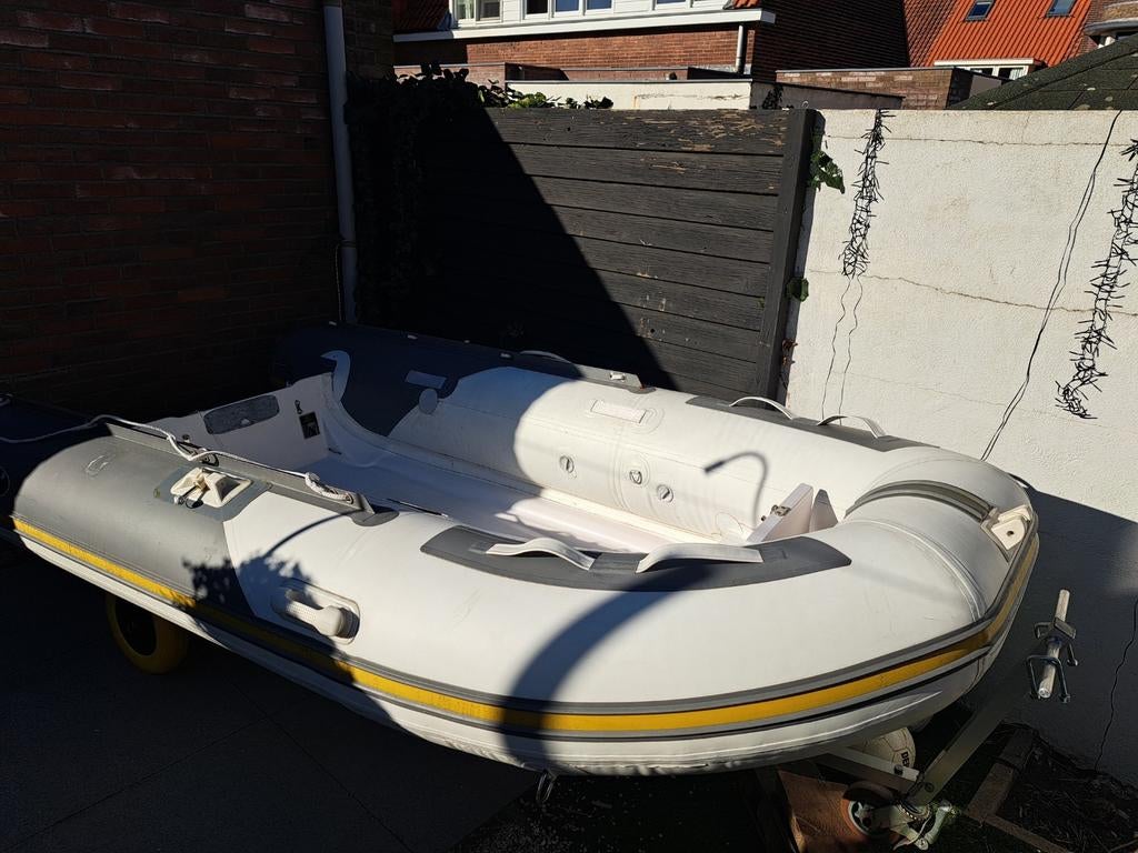 RIB rubberboot, Ophalen