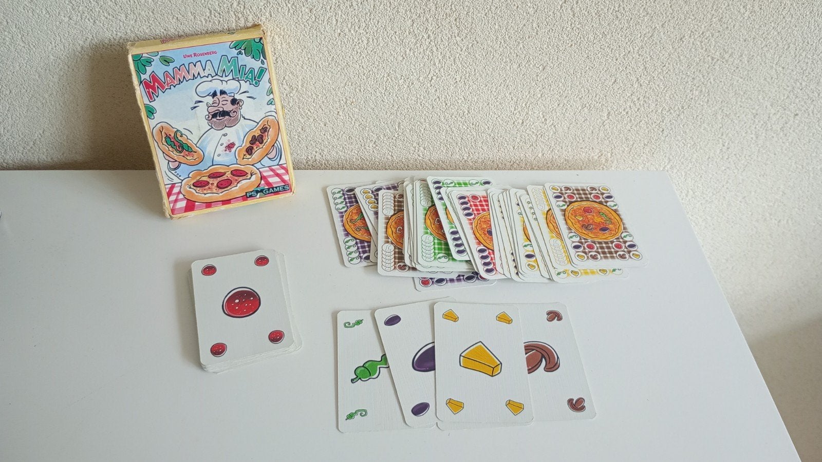 Mamma Mia! Kaartspel - Het Pizza Spel, Hobby en Vrije tijd, Gezelschapsspellen | Kaartspellen, Vijf spelers of meer, Ophalen of Verzenden