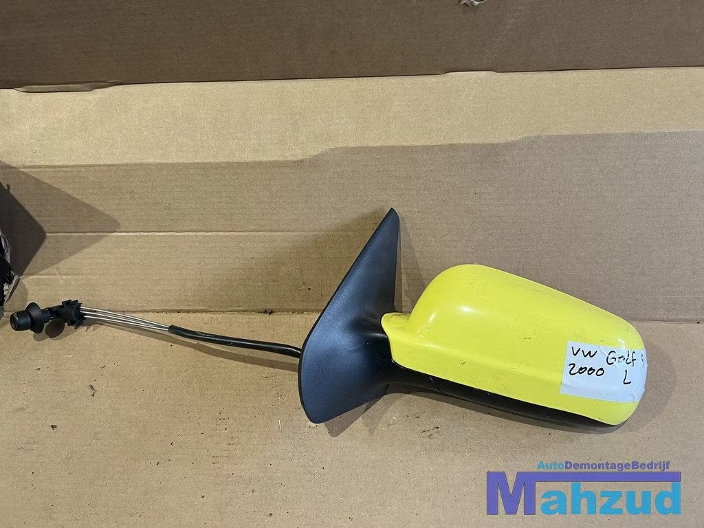 GOLF 4 MK4 Links geel spiegel handmatig left yellow mirror, Auto-onderdelen, Spiegels, Gebruikt, Volkswagen, Volkswagen AG, Berliner Ring 2
38440  Wolfsburg, DE