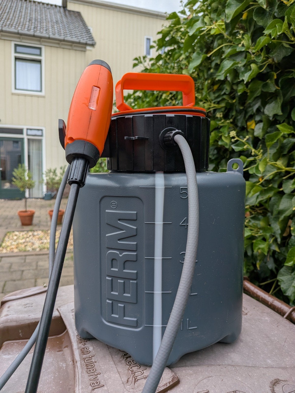 5Ltr wireless sprayer., Ophalen of Verzenden, Gebruikt, Handsproeier