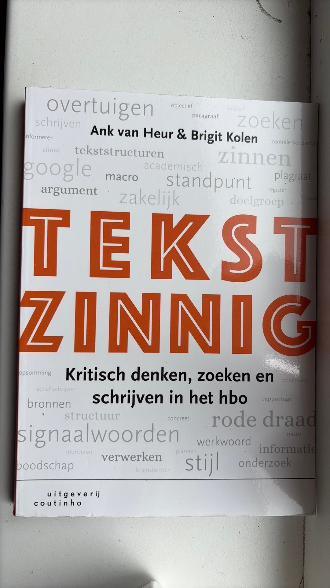 Ank van Heur - Tekstzinnig, Boeken, Ophalen of Verzenden, Zo goed als nieuw, Ank van Heur; Brigit Kolen, Nederlands