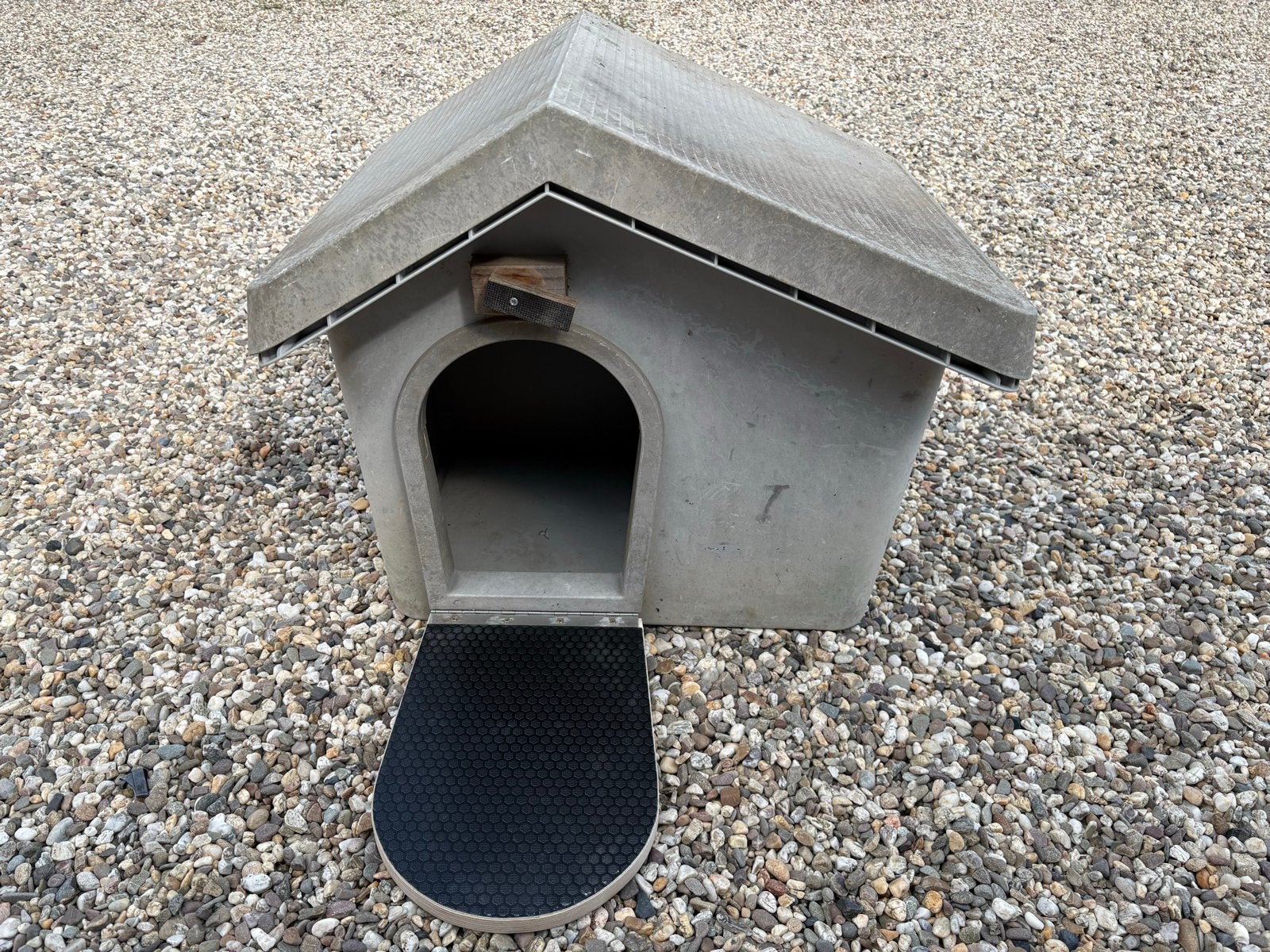Kipoenhok van kunstof met deurtje, Dieren en Toebehoren, Ophalen, Gebruikt, Kippenhok of Kippenren