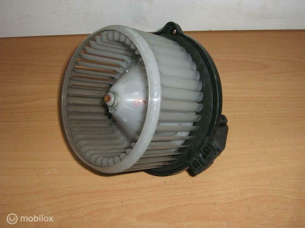 Kachelmotor Range Rover Sport Discovery Kachel motor blower, Land Rover, Ophalen of Verzenden