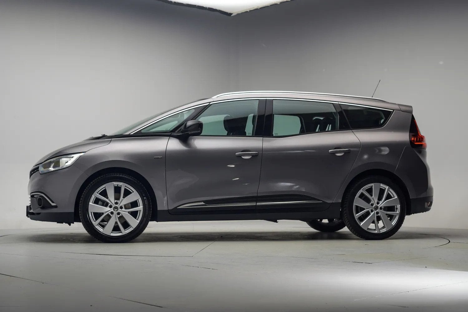 Renault Grand Scénic 1.3 TCe Limited 7 pers. [ Navi Trekhaa, Auto's, 4 cilinders, 7 stoelen, Origineel Nederlands, Bedrijf