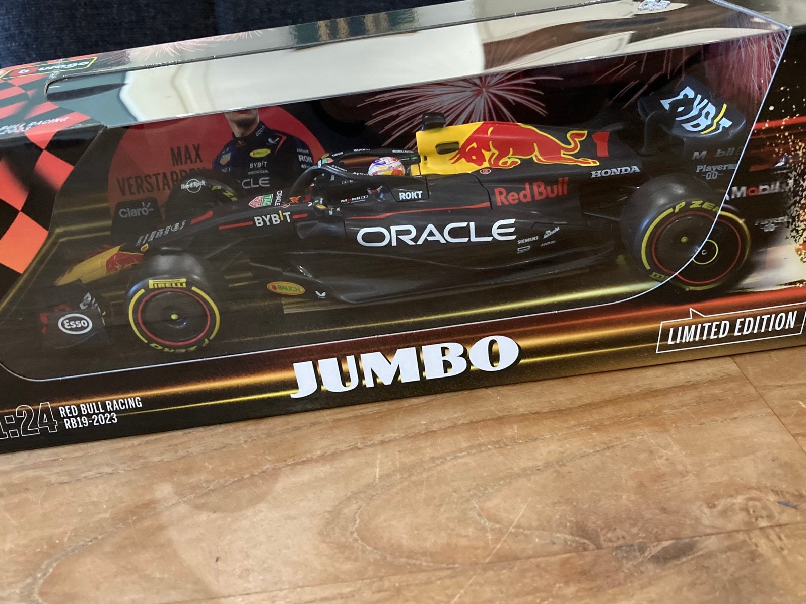 RB19 2023 Max Verstappen Jumbo F1 auto Nieuw!, Ophalen of Verzenden, Nieuw, Auto, Bburago