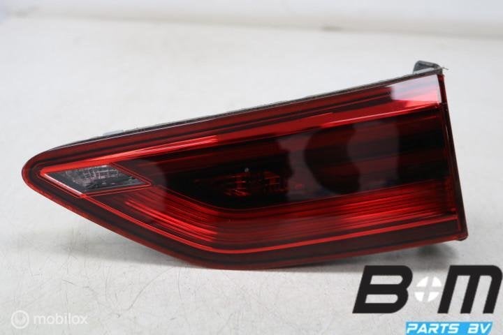 LED achterlicht rechts in klep VW Golf 8 5H0945094C, Auto-onderdelen, Gebruikt
