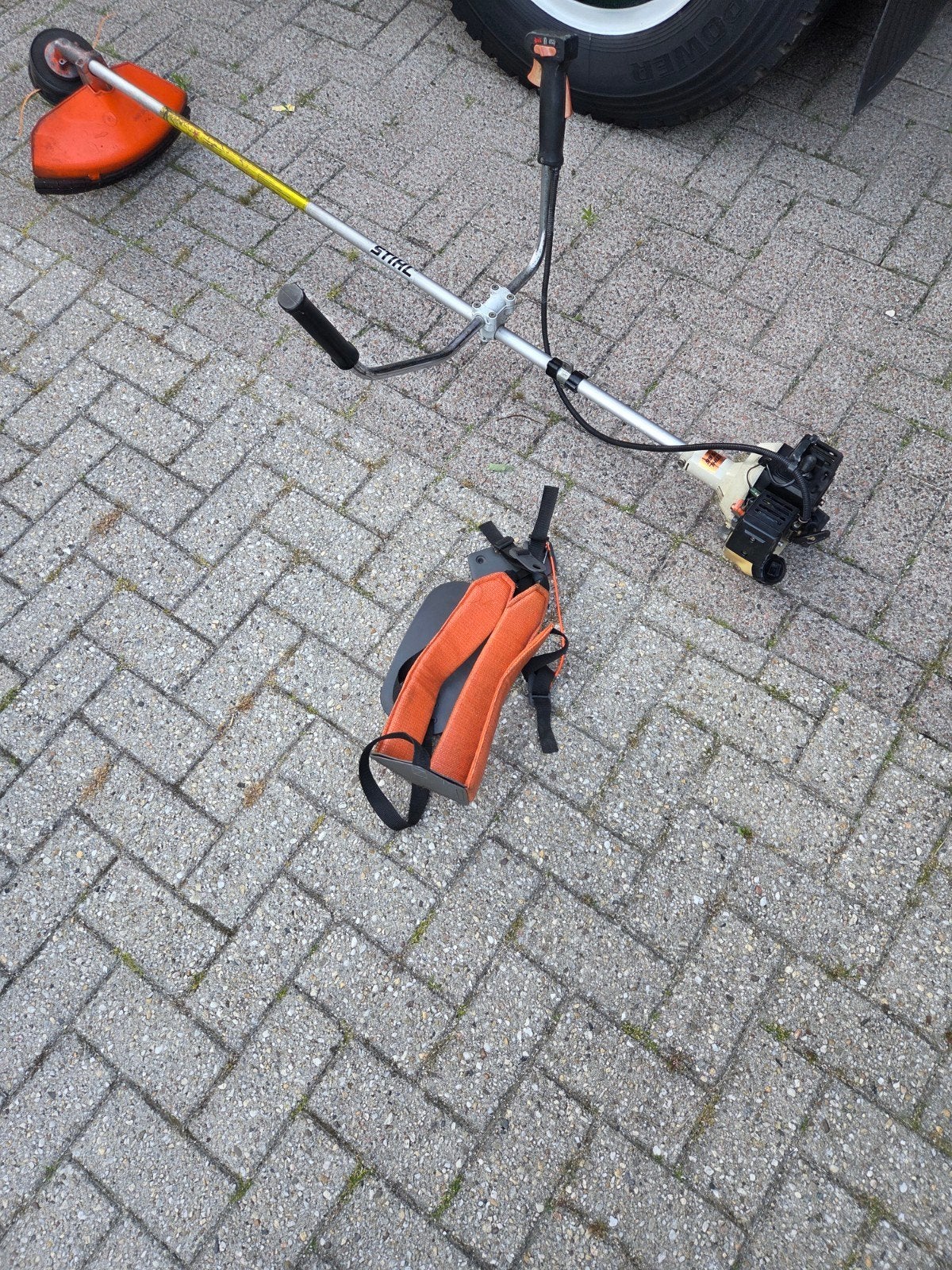 Stihl bosmaaier FS 66 - Krachtige benzine grastrimmer, Tuin en Terras, Grastrimmers, Ophalen, Gebruikt, Benzine