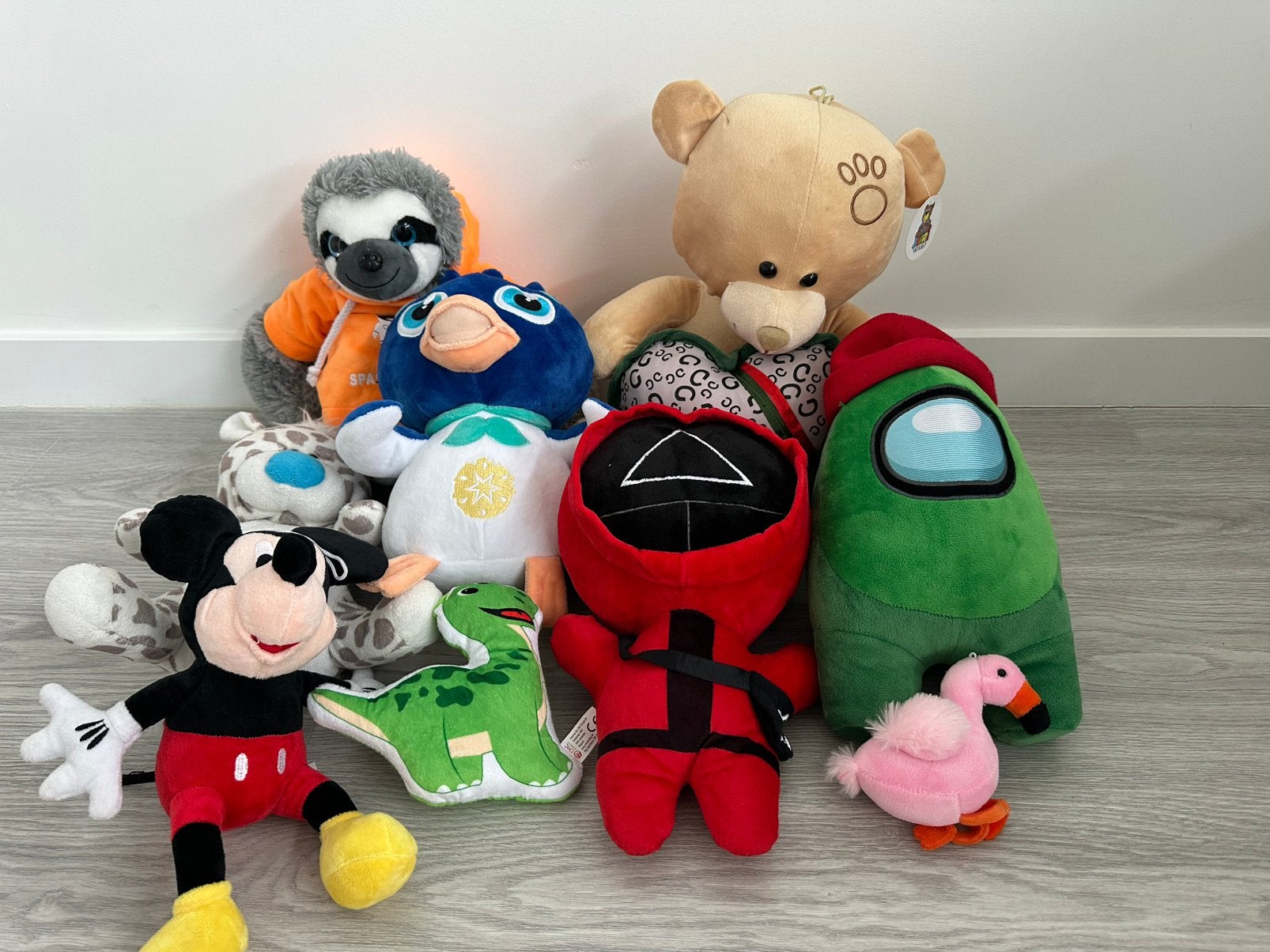 Diverse Knuffels bundel: Mickey, Among Us en meer!, Gebruikt, Overige merken, Disney, Ophalen of Verzenden